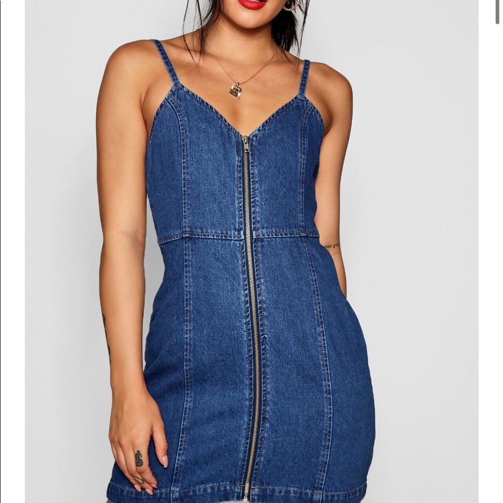 Never worn!!